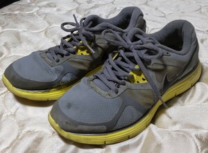 ナイキ 25.0cm ルナグライド+ 3 シールド NIKE LUNARGLIDE+3 ランニングシューズ