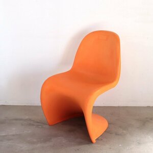 アメリカ ヴィンテージ vitra パントンチェア / ヴィトラ Verner Panton ミッドセンチュリー スペースエイジ 椅子 ダイニング #506-282-179