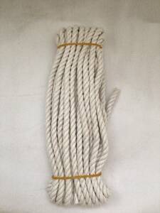  cotton . for rope white thickness approximately 5.×6m sending 140