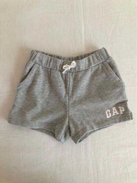 GAP スウェットパンツ　１００サイズ