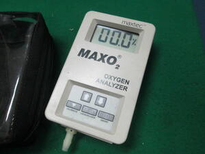 酸素計？maxtec MAXO2 OXYGEN ANALYZER OM25-A 検索用：オキシゲン　アナライザー　酸素濃度　酸素　モニター　マックステック