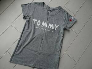 * Tommy Hilfiger TOMMY* короткий рукав футболка женский S серый звезда. вышивка!