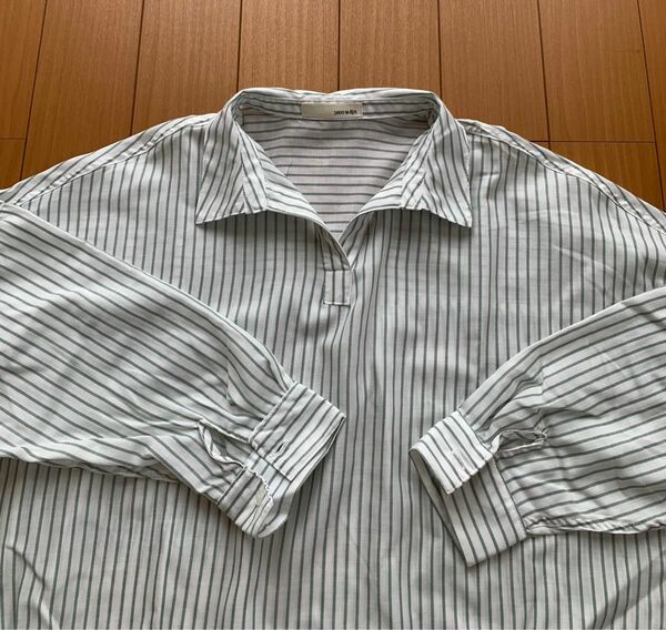 シャツ／七分袖