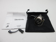 s22370-ty 【送料950円】中古品★ダイワ 20 LUVIAS/ルビアス FC LT 2500S-XH スピニングリール [123-240513]_画像3