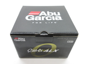 s22374-ty 【送料950円】中古品★アブガルシア/AbuGarcia レボ ALX THETA 3000MSH スピニングリール [123-240513]