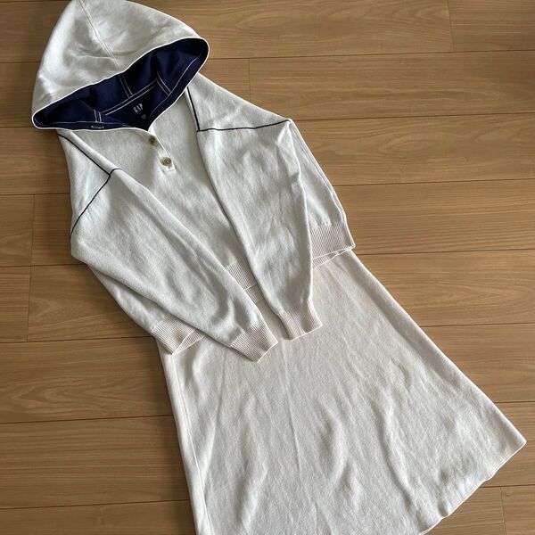 GAP セットアップ パーカー スカート ニット 白