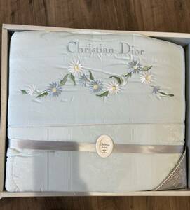 ディオール　キルトケット　DIOR　掛布団　１４５×２００　未使用