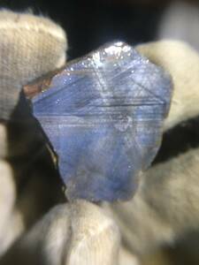 Q9【特別】Sapphire 鉱物 ルース 原石 鋼玉 (138.55ct)