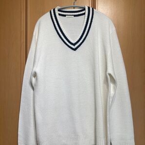 おしゃれメンズホワイトセーター(GU)Lサイズ【目立った傷や汚れなし】ジーユー