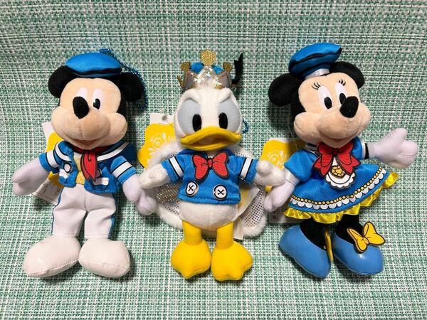 【未使用品】ディズニーパルパルーザ　ミッキー&ミニー&ドナルド ぬいぐるみバッチ