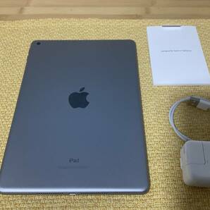 美品 iPad 6th 32G Wi-Fi モデル シルバー  送料無料！の画像2