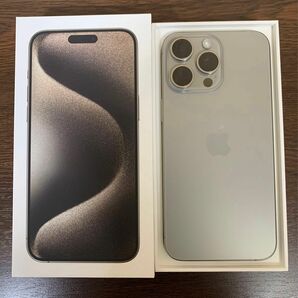 ■新品同様・充放電回数４回・100％■iPhone15 Pro Max■ナチュラルチタニウム・256GB■国内版・SIMフリー■