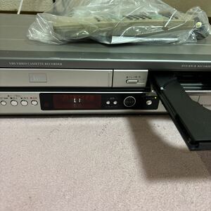 SHARP　DV-RW190　ビデオ一体型DVDレコーダー　ビデオデッキ　