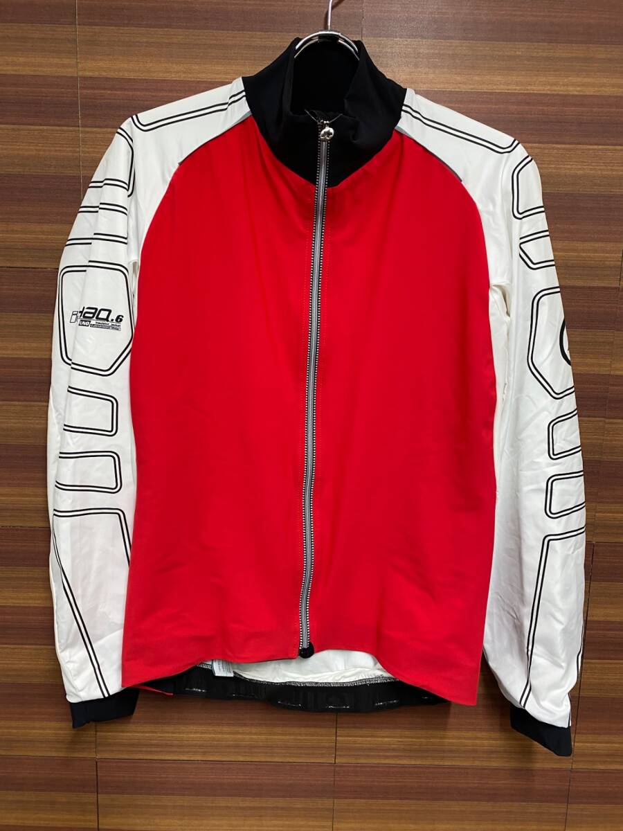 assos 冬用ジャケット 赤/白 Lサイズ 厚手 裏起毛 美品 assos 冬用ジャケット 赤/白 Lサイズ 厚手 裏起毛 美品