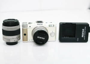 PENTAX Q double lens kit 8.5mm/1.9 5-15mm/2.8-4.5 original battery, charger 