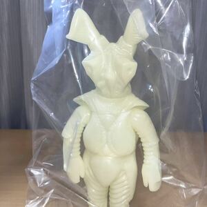 ゼットン 350 蓄光 未塗装 GID マルサン ウルトラマン ソフビ sofvi MARUSAN ultraman Zetton