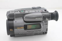 [キ MAC28]動作品 SONY Hi8 8ミリビデオカメラ CCD-TR900 ソニー デジタルビデオカメラ Handycam ハンディカム_画像2