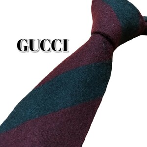 ★GUCCI★　グッチ　レッド/ブラック系　ストライプ　イタリア製