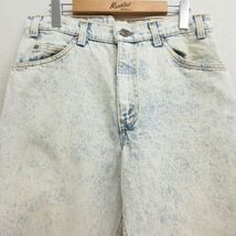 W32/古着 ジーンズ Levis リーバイス 550 メンズ 90s ケミカルウォッシュ テーパード コットン 薄紺 ネイビー デニム spe 24may16 中古 ボ_画像2