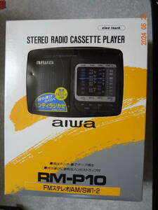 aiwa アイワ ステレオ ラジオ カセットプレーヤー RM-P10 動作可 ACアダプター 箱付き