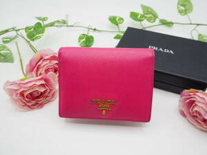 PRADA サフィアーノレザー　マルチカラー　コンパクト　二つ折り財布　ピンク