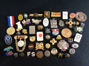 *100 jpy ~[ antique / collection ] memory chapter / company chapter / national flag / Olympic / other coin medal pin badge pin brooch 52 point large amount set *M-35