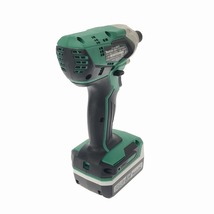 ☆中古美品☆makita マキタ 14.4V 充電式インパクトドライバ M697DSX ライトバッテリー2個(14.4V 1.5Ah) 充電器 ケース付 89945_画像6