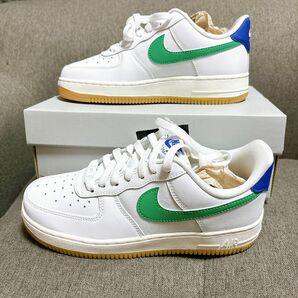 新品 NIKE WMNS NIKE AIR FORCE 1 07 24.0cm