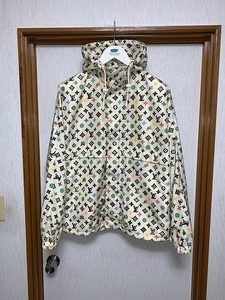 44 新品同様 24ss LOUIS VUITTON プリントモノグラムウインドブレーカー