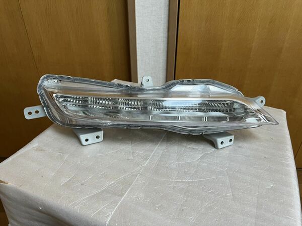 送料無料☆特価★スズキ ソリオ バンディット MA36S 運転席側 LED 右ポジションランプ STANLEY W2847 ASSY 純正★