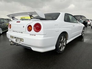 日産純正 スカイライン R34 25GTt エンブレム リアエンブレム　【CP1802】(5610)