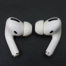 IT5KJO95CIKM 即決 本物 Apple アップル AirPods Pro エアポッズ プロ 第1世代 MWP22ZM/A ホワイト イヤホン イヤフォン 充電ケース_画像2