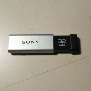△★SONY製 32GBのUSBメモリー（中古）です★△の画像1
