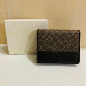 tett5040【60】//NINA RICCI★ニナリッチ　二つ折り財布　小銭入れ　未使用　保管品　箱あり　美品