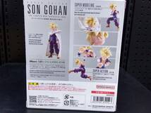 新品未開封品　S.H.フィギュアーツ ドラゴンボールZ スーパーサイヤ人孫悟飯-悟空を超えた戦士- PVC&ABS&布製 塗装済み可動フィギュア_画像2