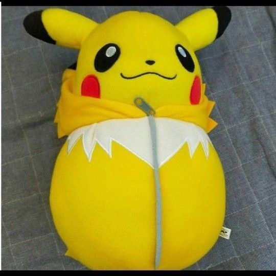 ピカチュウ ぬいぐるみ