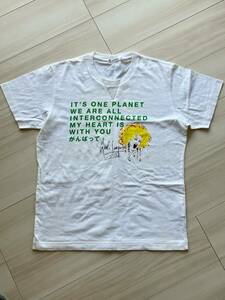 CYNDI　LAUPER　シンディローパー　東日本大震災支援　ユニクロ　Tシャツ　Ｍサイズ　