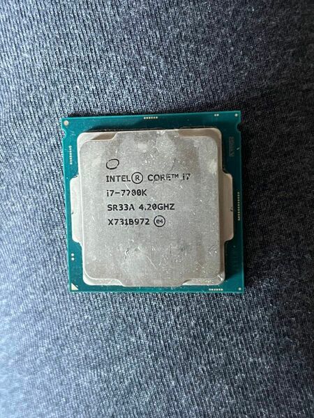 動作品 Intel Core i7 7700K LGA1151最速 CPU 即時支払いできる方限定特価品