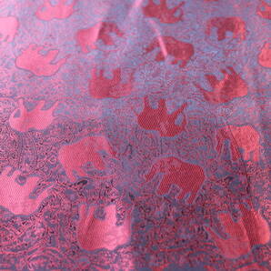 新品 薄手【シルク100% SILK】エレファント柄 象柄 シャインレッド 赤 S.RED 大判 ストール/スカーフの画像4