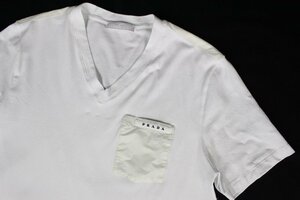 プラダスポーツ PRADA ナイロン切り替え Vネック Tシャツ ホワイト [S] メンズ プラダ トップス カットソー 　P56