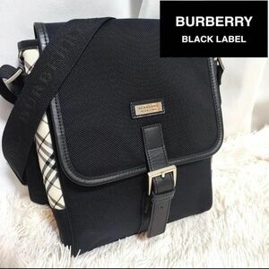 激レア　廃売品　バーバリーブラックレーベル ショルダーバッグ　ノバチェック　ネイビー　 BURBERRY ナイロン レザー