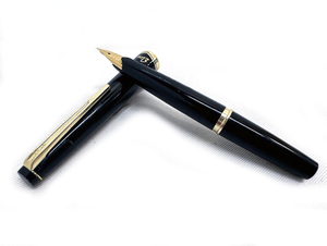 PILOT パイロット 万年筆 Elite エリート 18K-750 F H973 18金 ゴールド ブラック 日本製 筆記用具 文房具 現状渡し [N22052404]