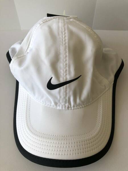 【新品　未使用】 NIKE RUUNNING CAP White DRI-FIT ナイキ　ランニング　ゴルフ　テニス　キャップ　ホワイト　白　【送料込】