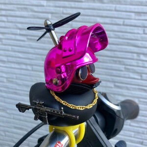 黒アヒル隊長 PUBGメタリックピンク　ヘルメット　自転車 車 ライト パフベル プロペラ 自転車アクセサリー