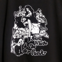 送込　セディショナリーズ的　白雪姫＆7人の小人　半袖Tシャツ 黒　XLサイズ_画像1