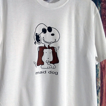 送込　3㎝チョロ出しスヌーピー　Mad dog　半袖Tシャツ　白　Lサイズ _画像1