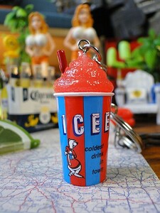 ICEE　アイシーフローズンドリンク　3Dキーホルダー　（レッド）　■　アメリカン雑貨　アメリカ雑貨　キーチェーン