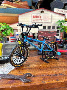 BMX　ダイキャストミニカー　（ブルー）　自転車　■　アメリカン雑貨　アメリカ雑貨