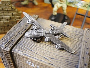 クラシック戦闘機ピンバッジ　（B-29スーパーフォートレス）　Sサイズ　アメリカ雑貨　アメリカン雑貨