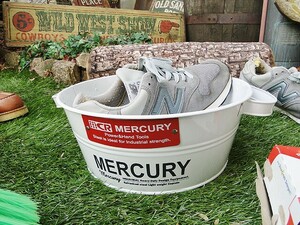 マーキュリー　タブバケツ　（ホワイト）　■　アメリカン雑貨　アメリカ雑貨　MERCURY　雑貨　鉢カバー　収納　アウトドア　男前